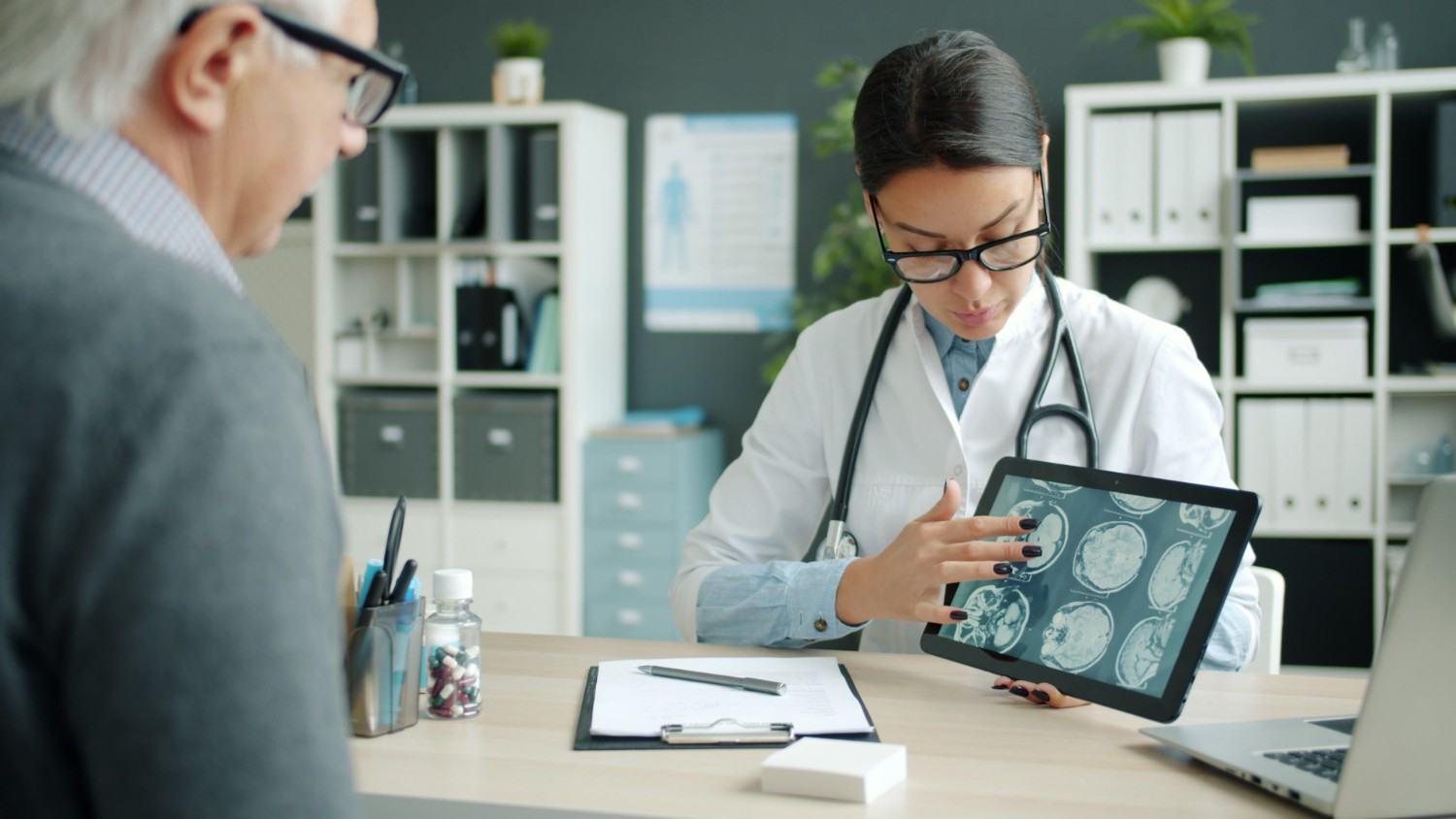 Neurologist in Noida