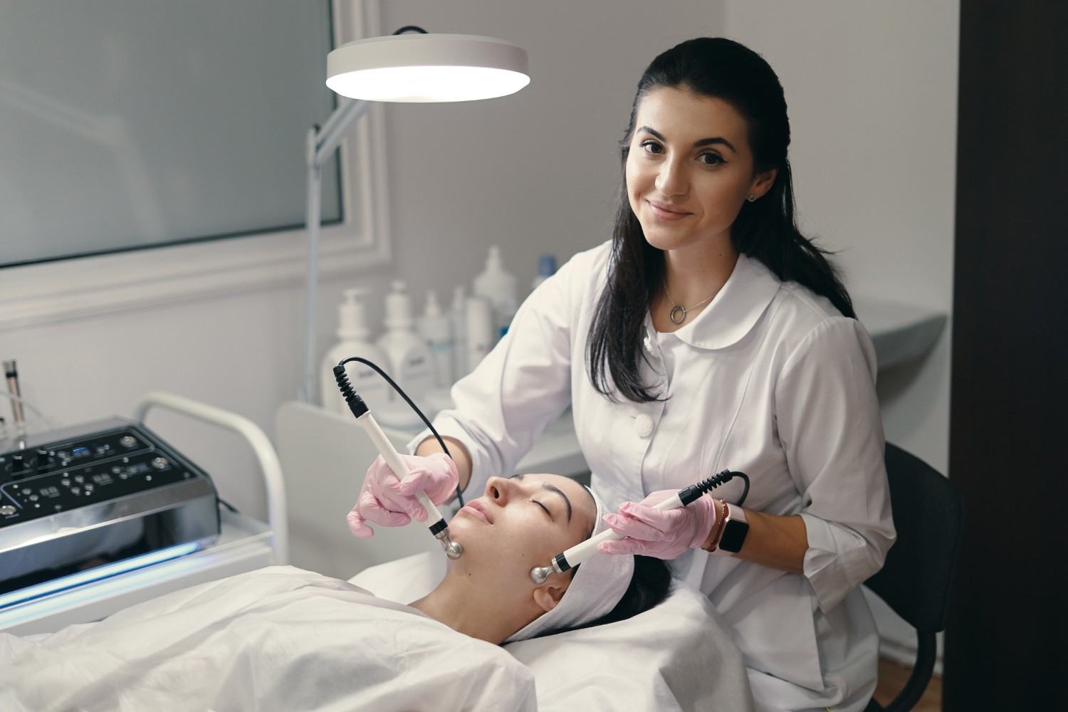Dermatologist in Greater Noida West